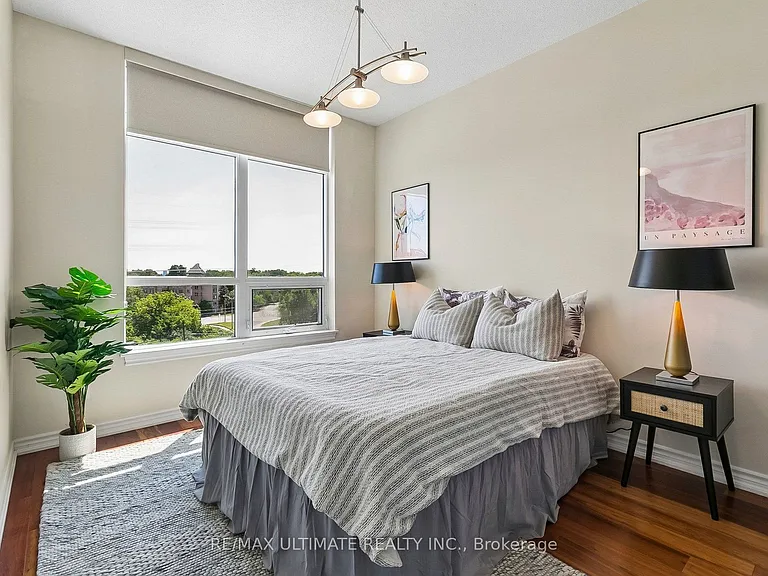 1135 Royal York Rd #501 — Photo 10