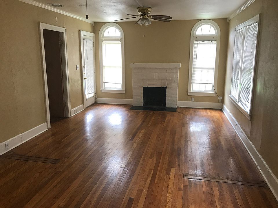 2nd image of 2422 21st St #1