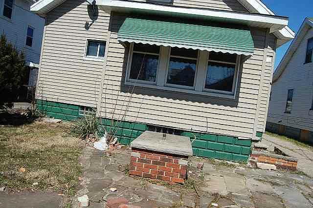 2nd image of 12714 Ferris Ave