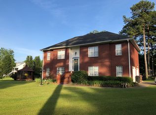 27 Rivermont Cir, Pickensville, AL 35447