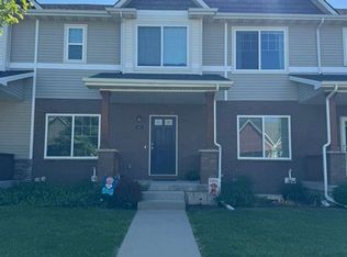 143 63rd St, West Des Moines, IA 50266