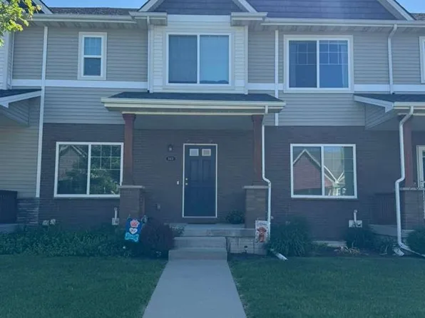 143 63rd St, West Des Moines, IA 50266