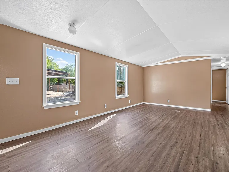 33618 Falcon Spring St — Photo 19