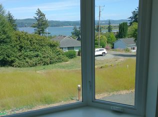 515 Wall St #A, North Bend, OR 97459