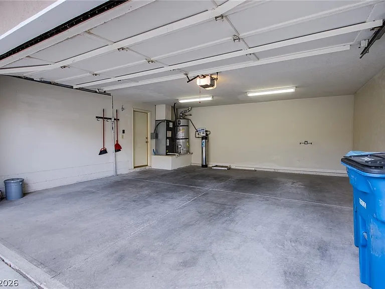 5086 Mount Pleasant Ln — Photo 35