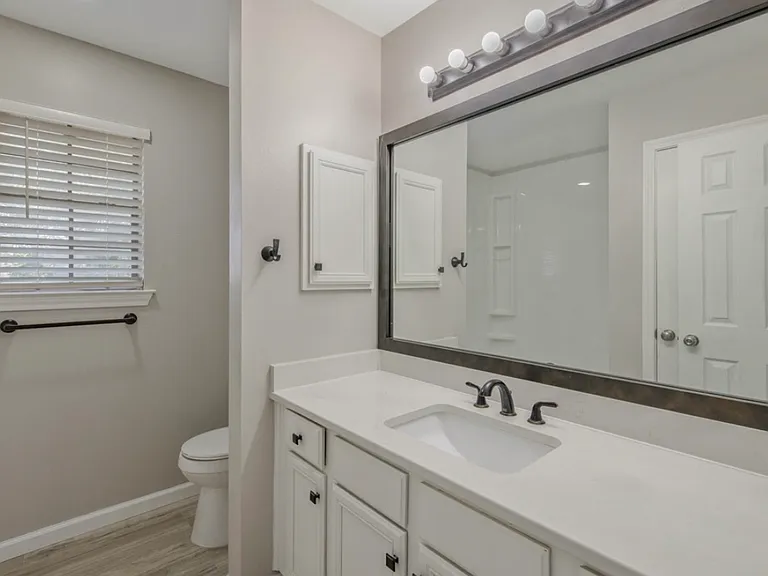 1202 Vinyard Ct #B — Photo 5