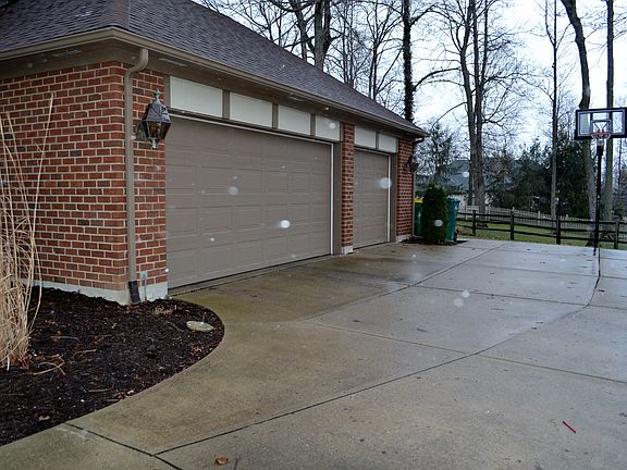 2nd image of 2311 Wood Trails Ct