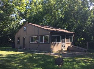 27441 Long Lake Rd, Waterford, WI 53185