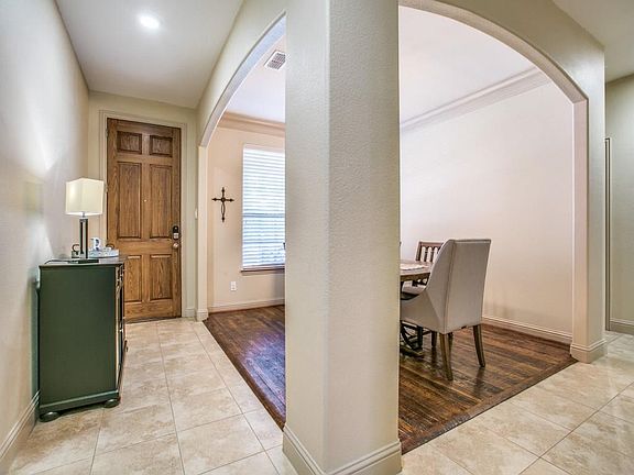 5th image of 4521 Whitehall Ct