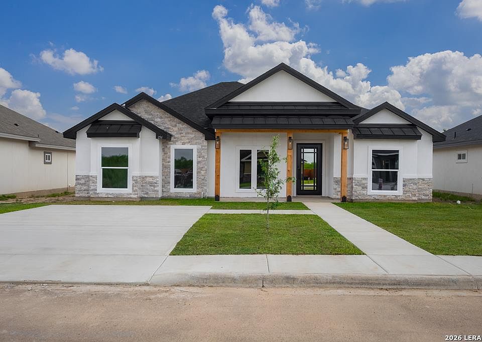 1st image of 256 Bayo Drive