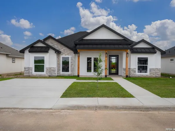 256 Bayo Drive, Eagle Pass, TX 78852