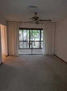 5th image of 14 Pine Hurst Pl