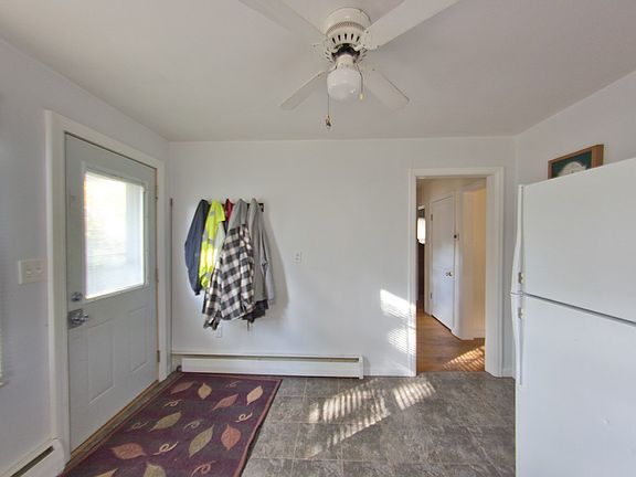 4th image of 616 N 1st Ave
