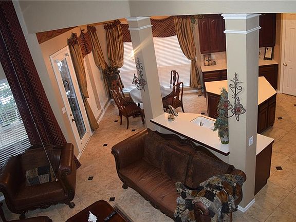 5th image of 9305 Royal Burgess Dr