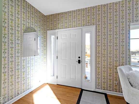 4th image of 4351 Chase Cir