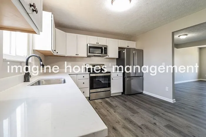 5826 Cedarwood Ct — Photo 7