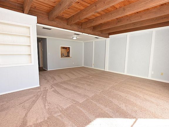 4th image of 2251 9th St SE #2251