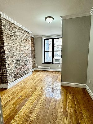 4th image of 529 E 6th St #1B4B