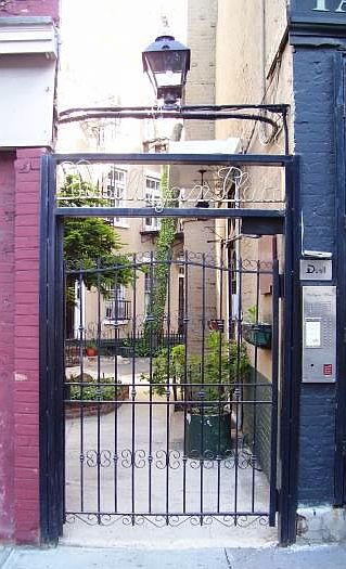Building Photo 3