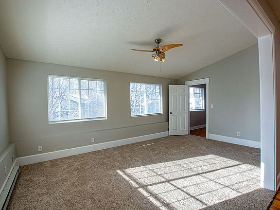2nd image of 133 S 38th St Unit 3