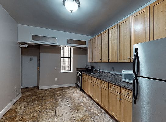 1st image of 620 W 152nd St #26