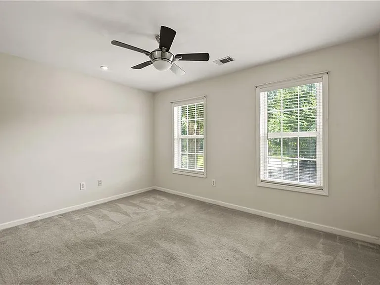 10950 Kimball Crest Dr — Photo 32