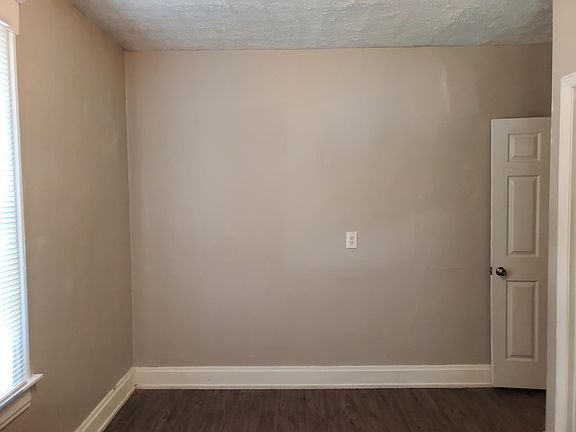 3rd image of 4233 Matson Ave #1