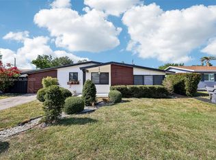 6451 Coolidge St, Hollywood, FL 33024