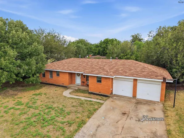 309 S Holly St, Burkburnett, TX 76354