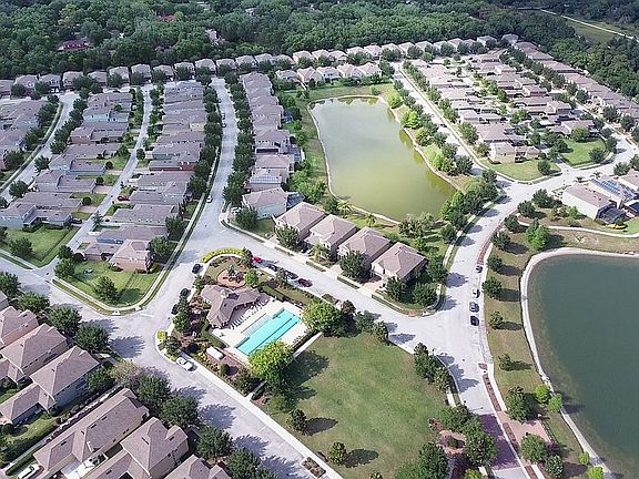 4th image of 2005 Manhattan Ln