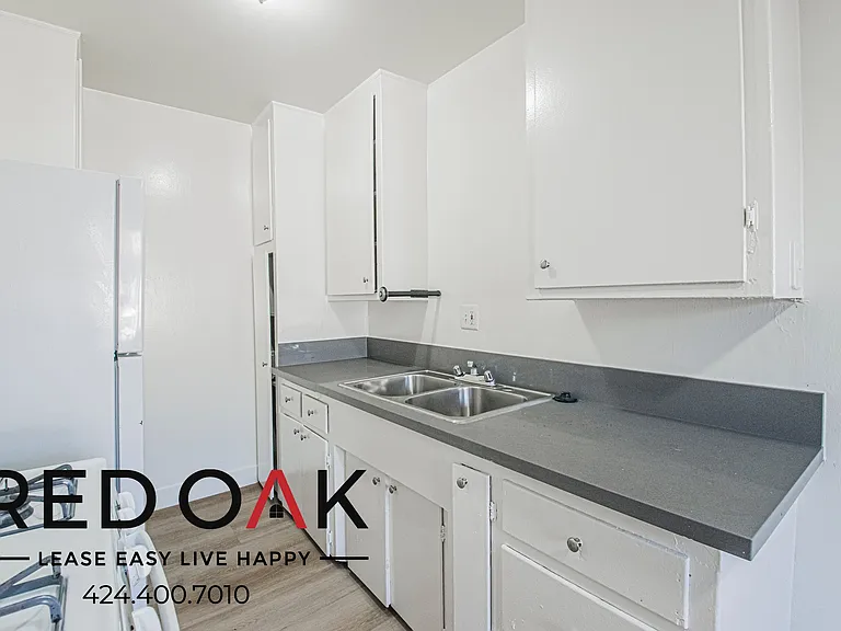 1156 Exposition Blvd #13 — Photo 11