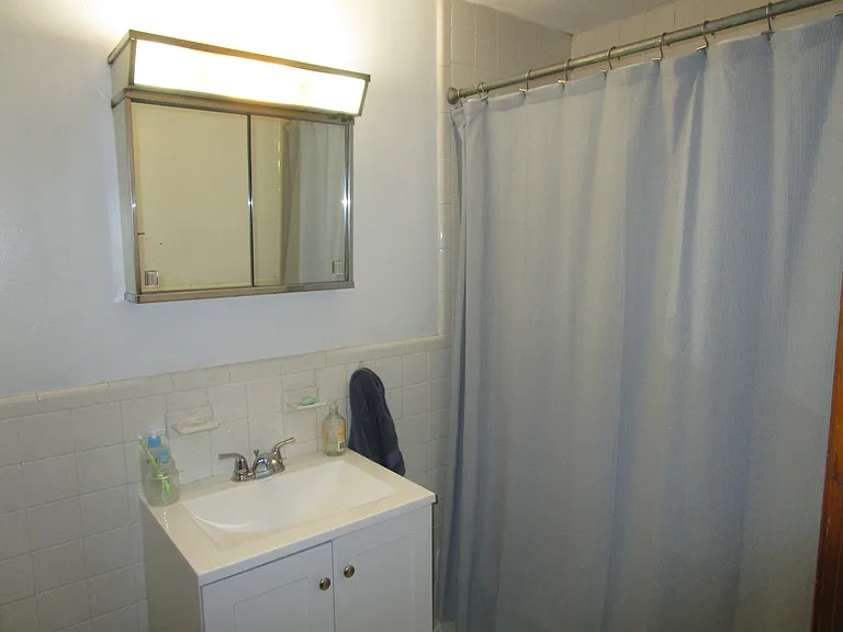 233 Charles St #4 — Photo 3