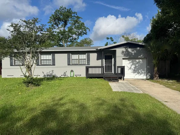 1906 Sprinkle Dr, Jacksonville, FL 32211