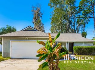 10540 Tanglewilde Dr W, Jacksonville, FL 32257