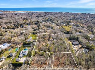 148 Cove Hollow Rd, East Hampton, NY 11937