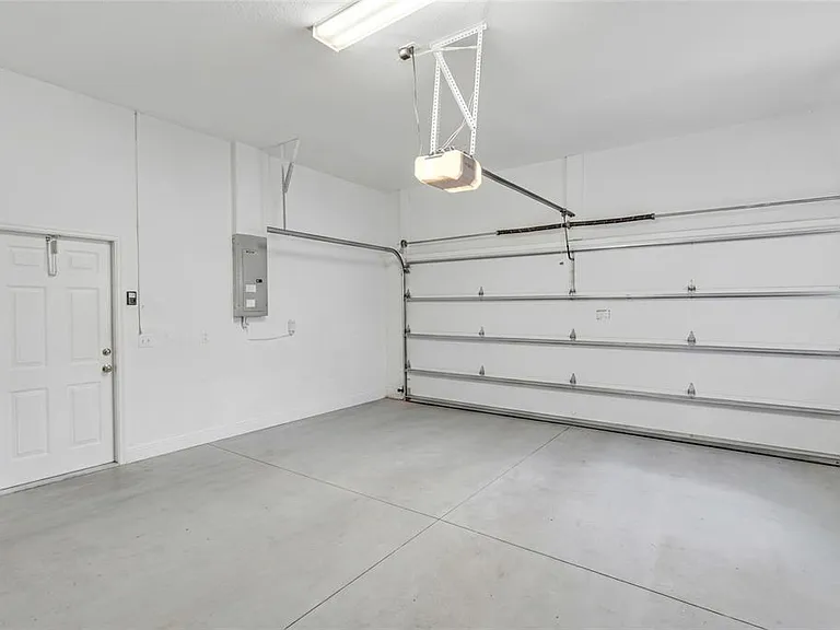 542 Misty Pine Dr — Photo 38