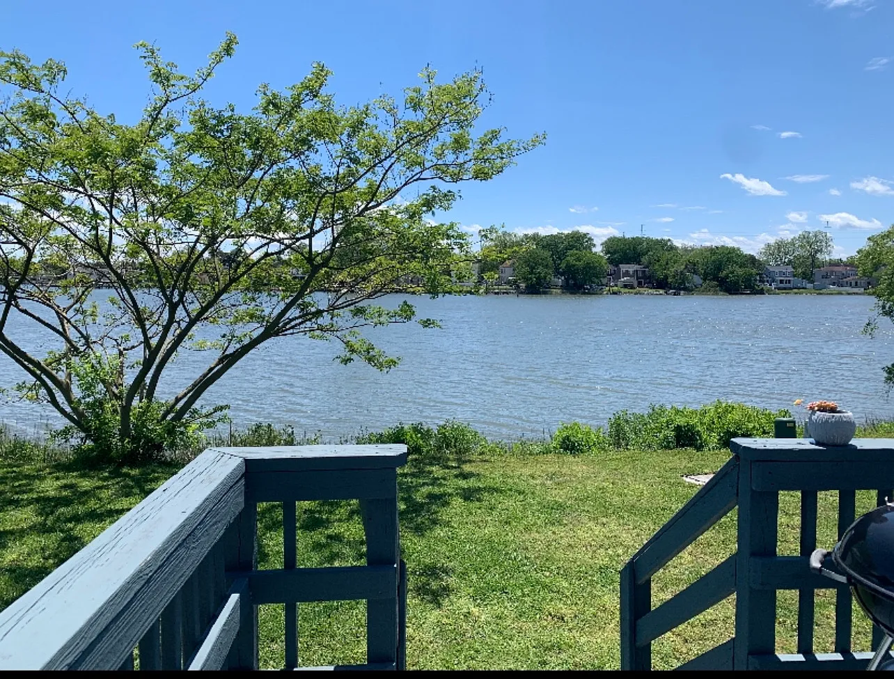 2 bed, 1.5 bath, 1200 sqft, $1,900 — Photo 1