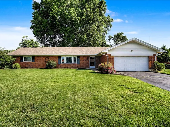 151 Ashford Dr, Dayton, OH 45459