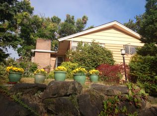 3227 13th Ave W, Seattle, WA 98119