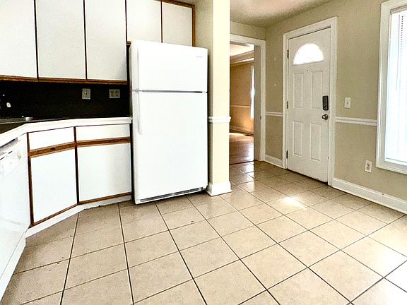 4th image of 707 N Congress St APT 1