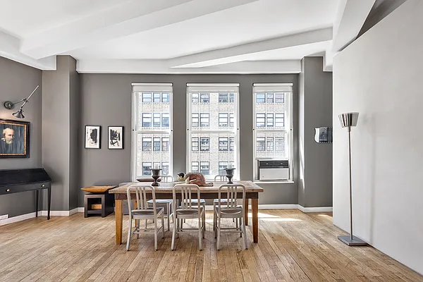 Sold by Compass | media 5