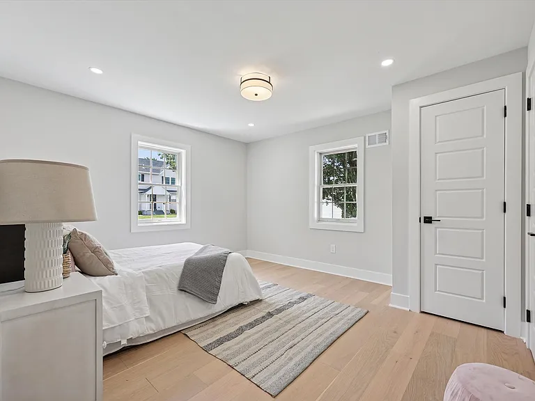 3 Wilmer Ave — Photo 38