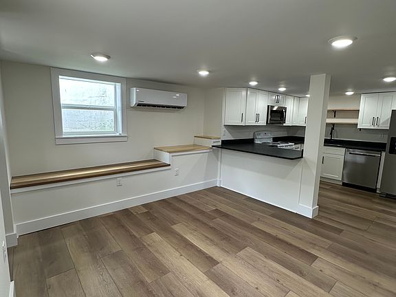 5th image of 2907 Jersey Ave #B