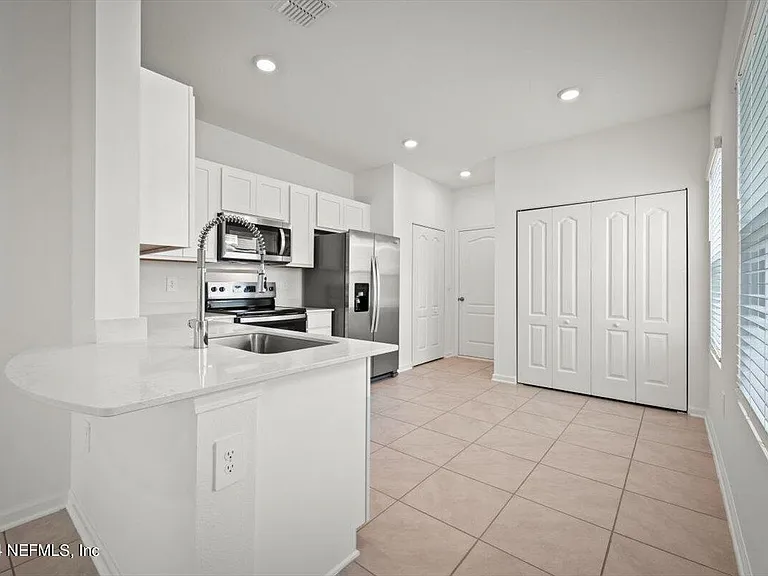 38 Tidal Beach Ave — Photo 4