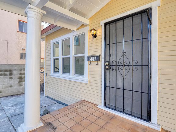Unit 651 - front entry