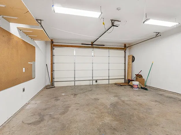 1523 San Miguel Ave — Photo 3