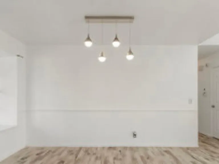 524 W Quanah St — Photo 5