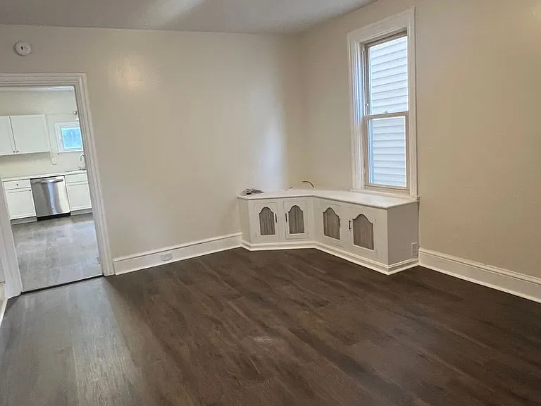 153 Cedar St — Photo 4