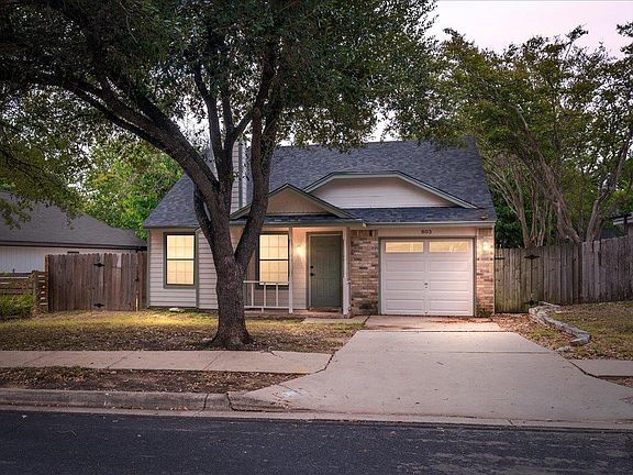 2nd image of 803 Kavanagh Dr