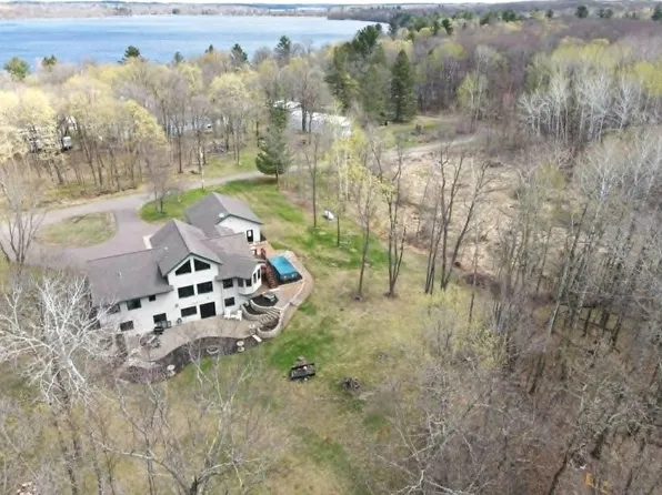 15419 Lake Ave, Brainerd, MN 56401